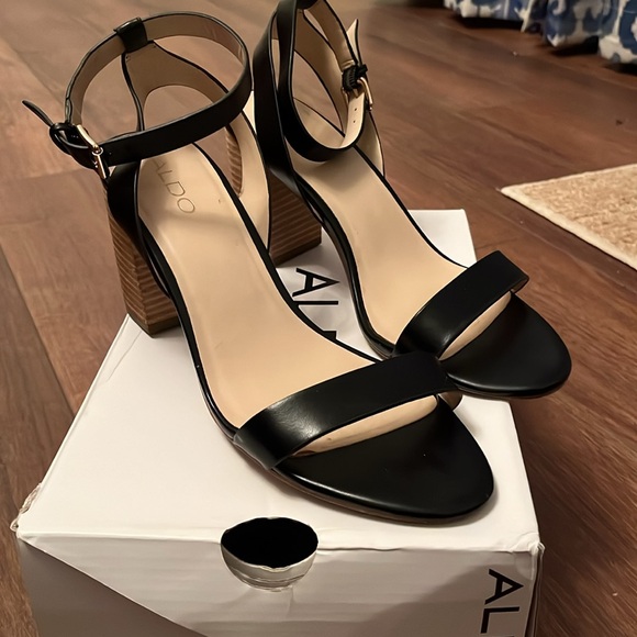 ALDO black, stack heel sandals - Picture 2 of 9